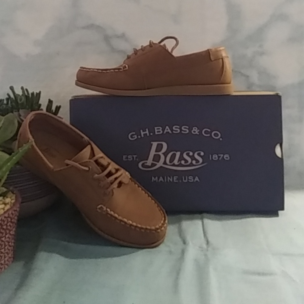 Bass Bass-Etta tan leather docksider